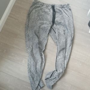 Lululemon Joggers - Size 6